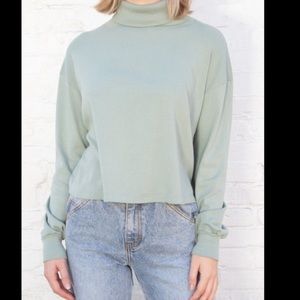 Brandy Melville Angela top